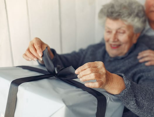 Quel cadeau offrir à ses grands-parents pour qu'il compte vraiment ?